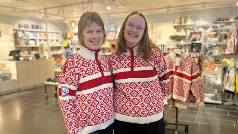 Ansatte foran Maihaugbutikken-2