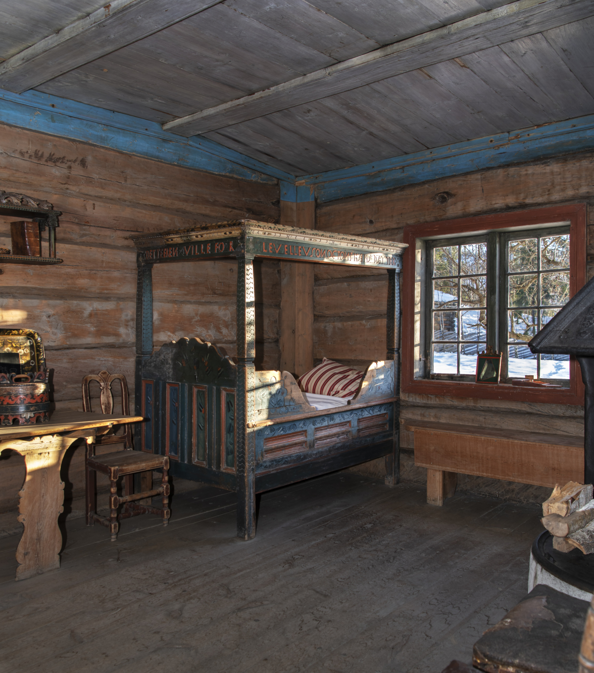Inside&nbsp;Nystua at&nbsp;Bj&oslash;rnstad. Photo: Tone Iren Eggen T&oslash;mte/Maihaugen

