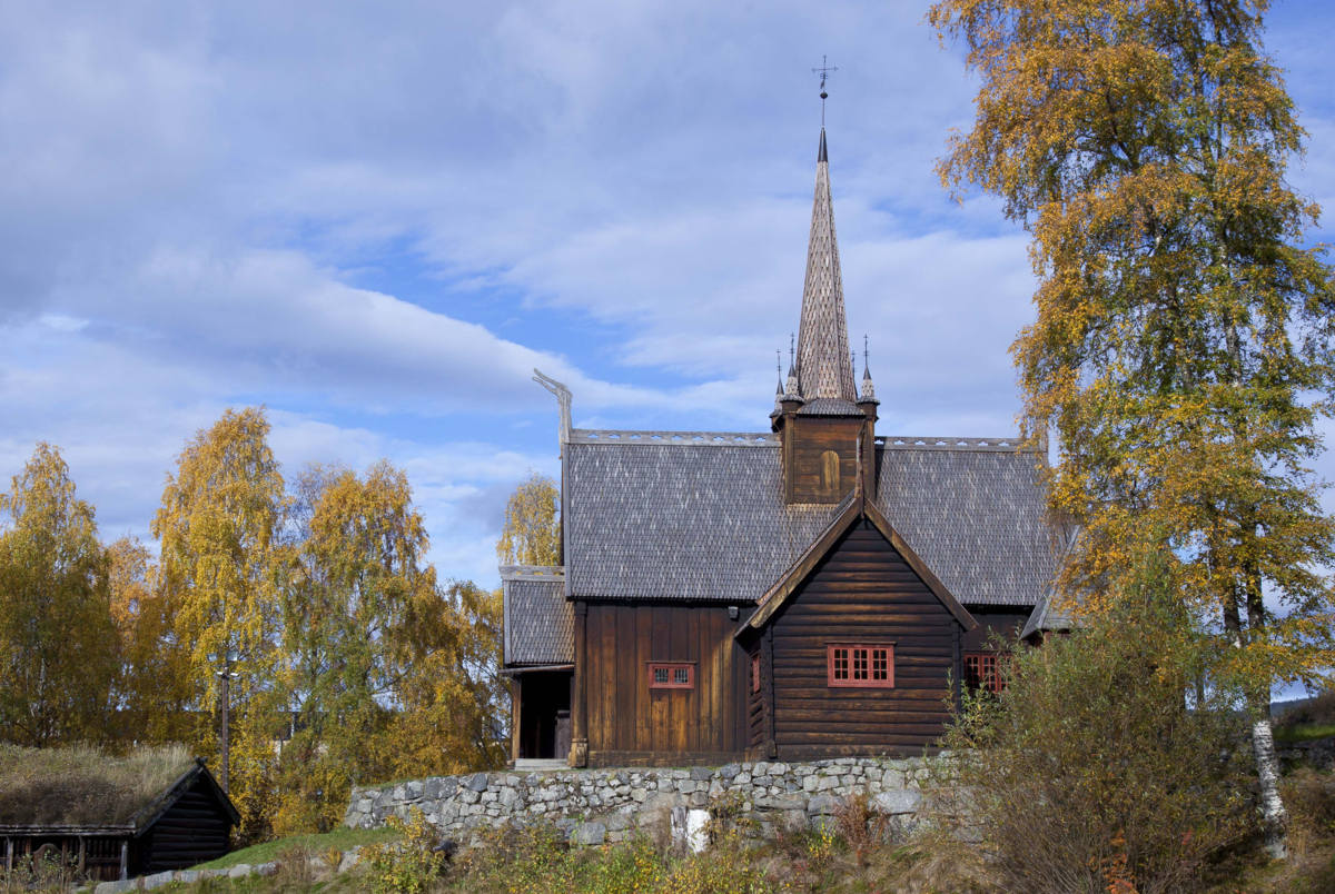 Garmo stavechurch in fall
