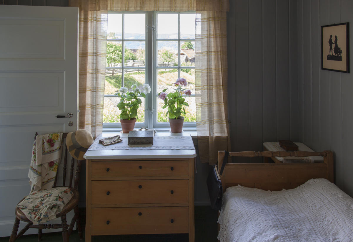 The bedroom belonging to the single lady who used to live here; she rented out the 1st floor. Photo: Audbj&oslash;rn R&oslash;nning/Maihaugen.

